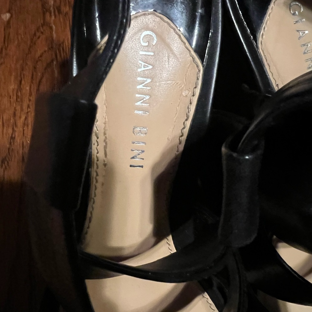 Gianni Bini Black Strappy Heels - Picture 2 of 6